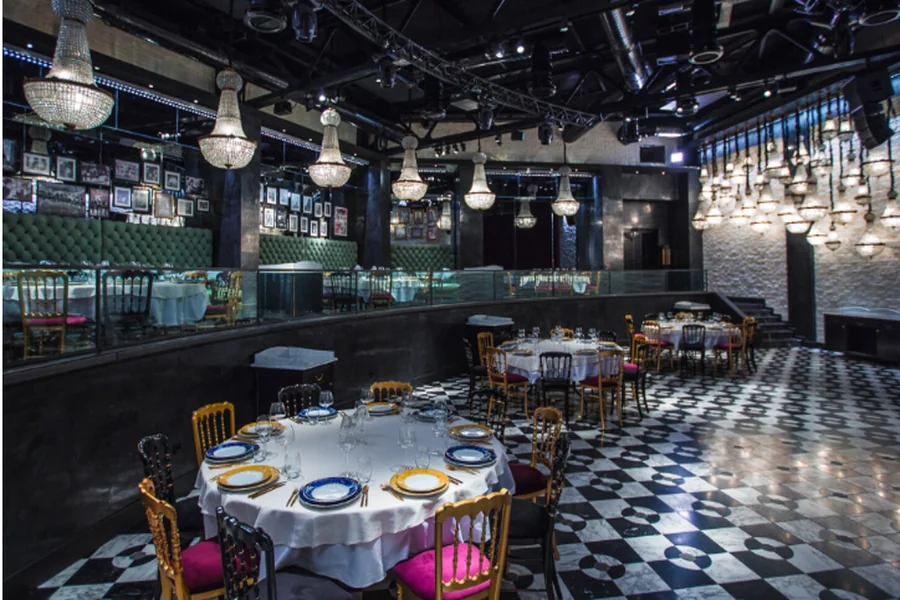 Restaurant Bars